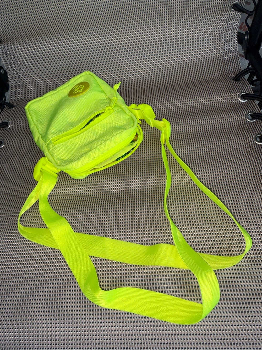 Baboon to the moon gilardi neon yellow crossbody - Picture 6 of 7